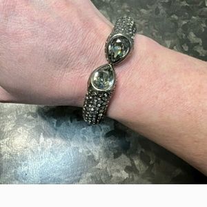 Heavy Duty Kissable Ringstone Crystal Hinged Bangle Bracelet.